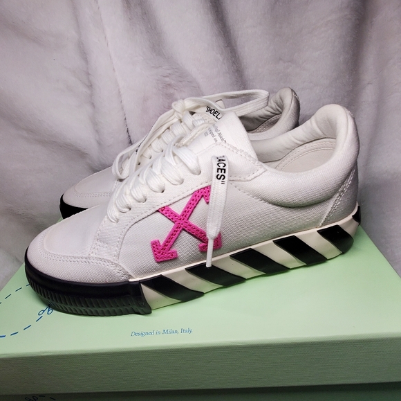 Off-White Womens Vulcanized Sneaker 'White Black Fuchsia - Picture 6 of 11